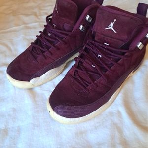 Air Jordan 12 Retro size 8y